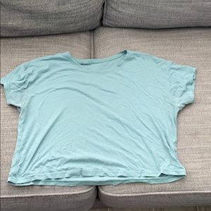 Lululemon crop shirt size 8